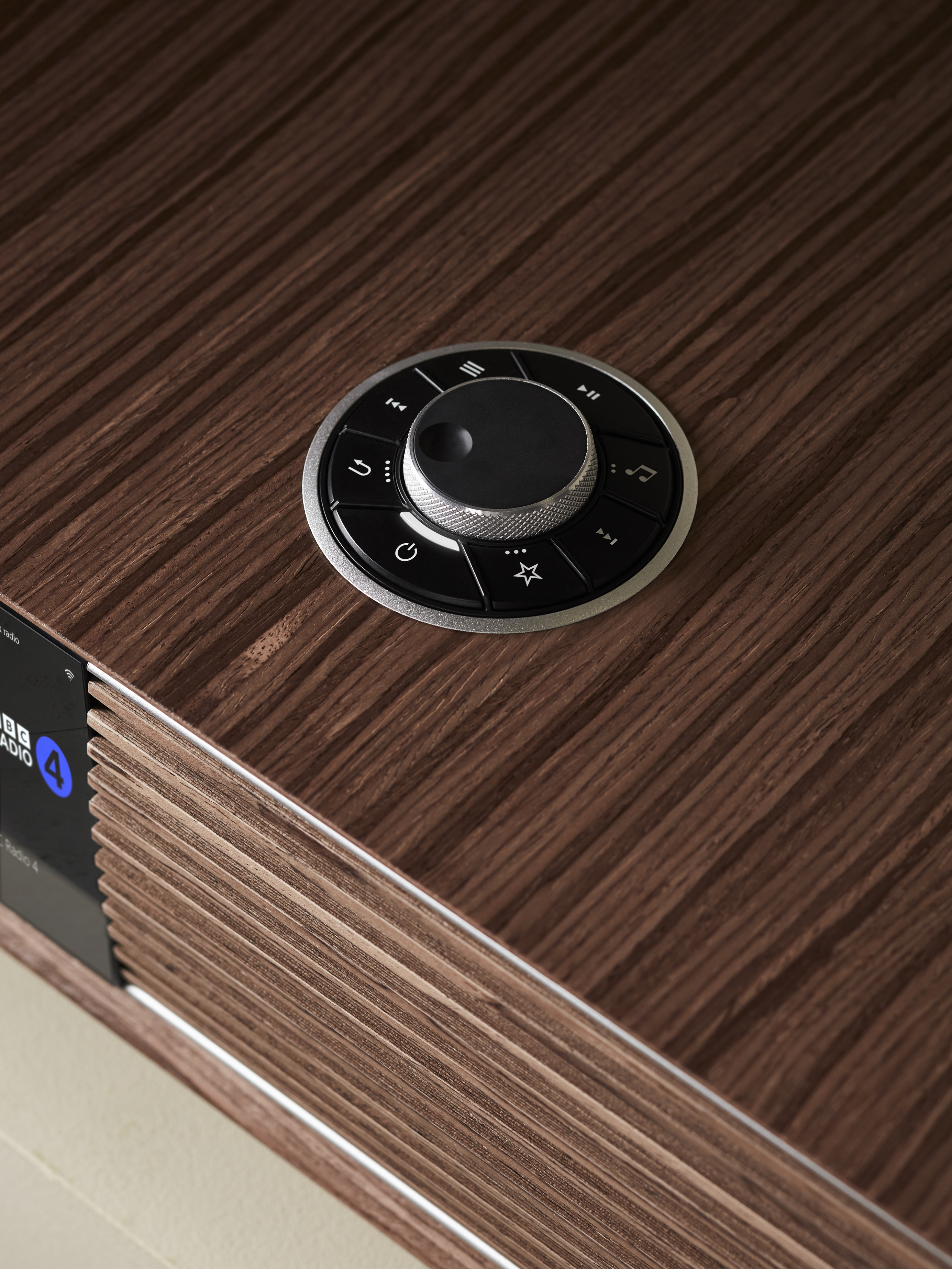 New - Ruark R410 Integrated Music System thumbnail image