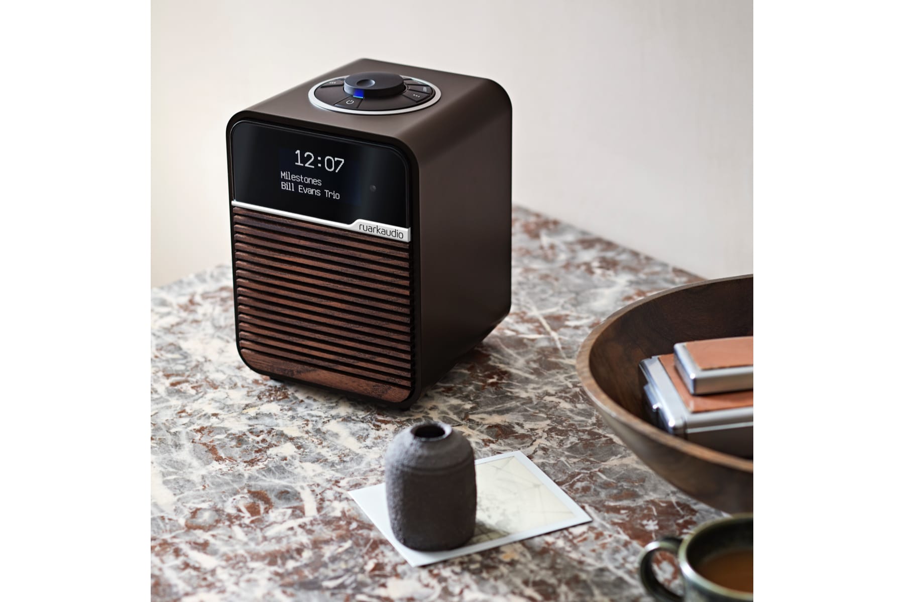Ruark R1 Mk4 Deluxe Bluetooth Radio - Espresso thumbnail image